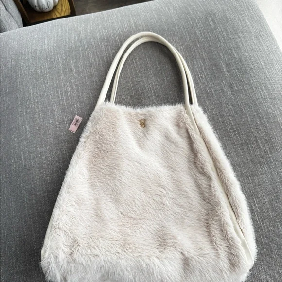 Victoria's Secret Cream Faux Fur Shoulder Bag - Picture 1 of 6